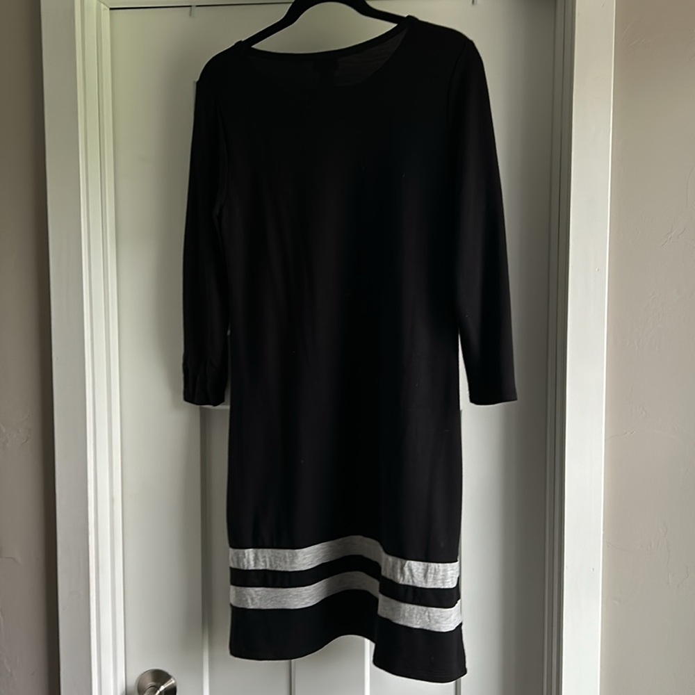 (5 for $20) Women’s Dress Sz M - Picture 3 of 3